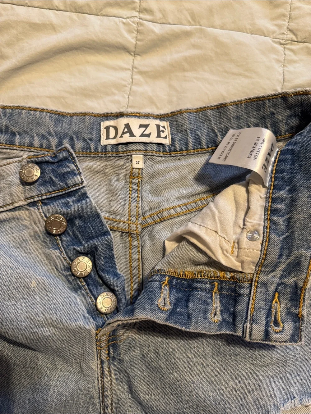 Daze button fly Distressed Denim Shorts